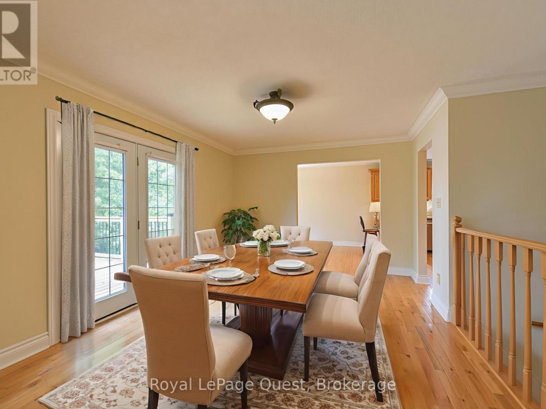 27 HEYDEN AVENUE, Lake Simcoe