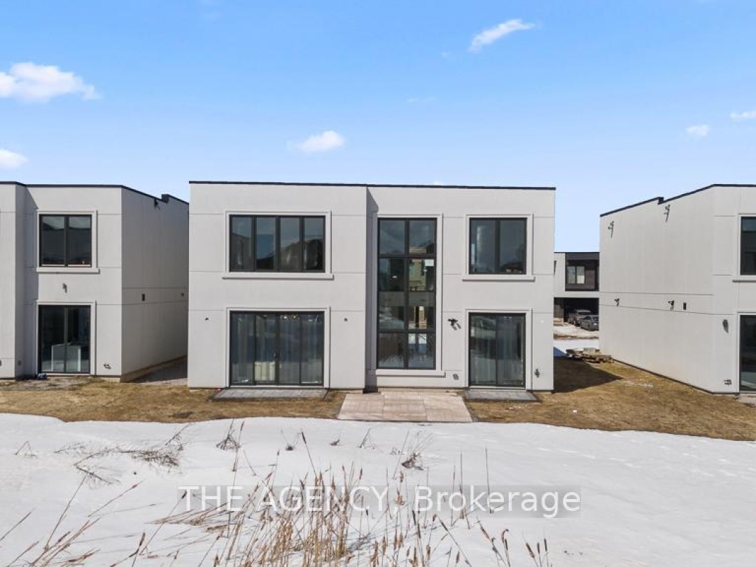 3714 QUAYSIDE DRIVE, Severn (West Shore)