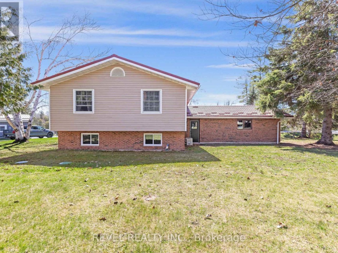 13 PIRATES GLEN DRIVE, Trent Lakes