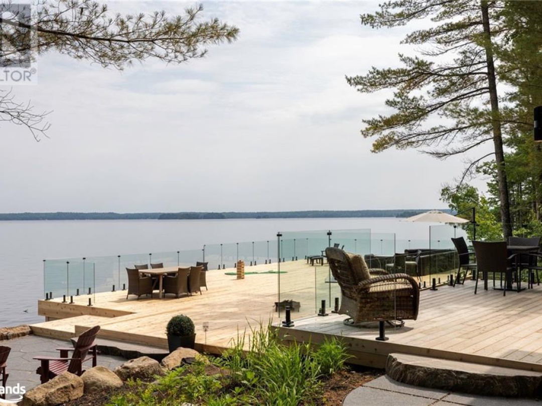 1044 Lawland Hts Rd, Lake Muskoka