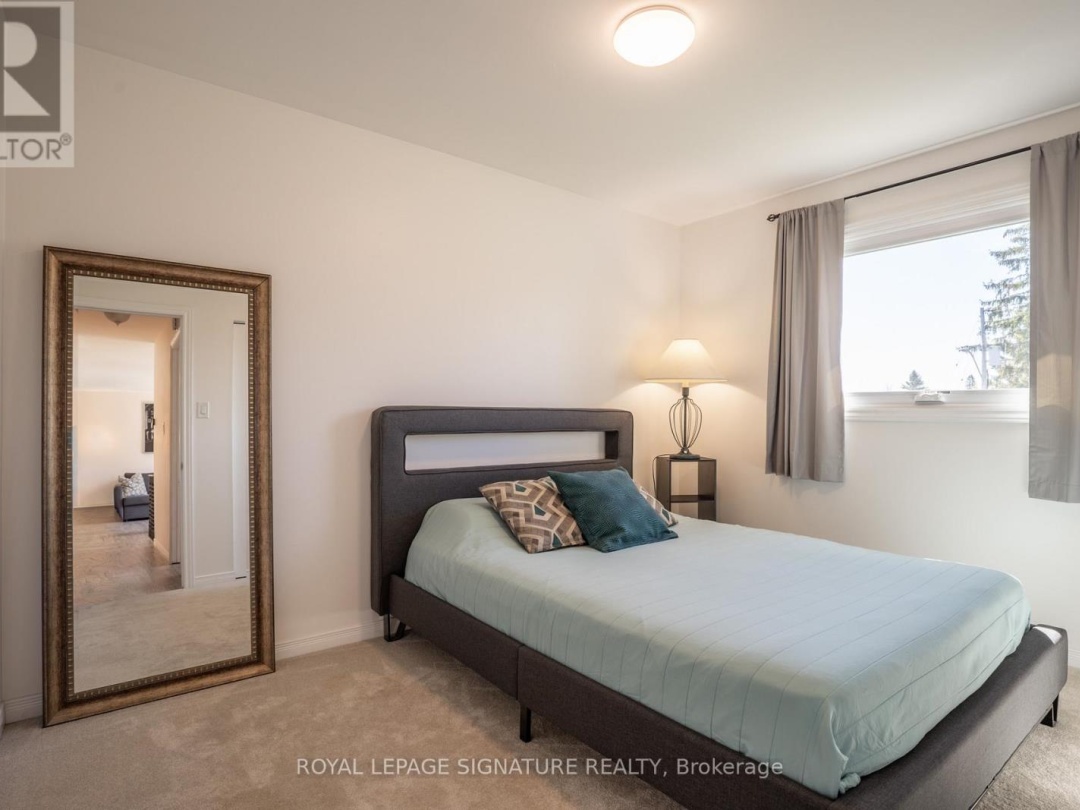 34 CHAMPLAIN CRESCENT, Oro-Medonte (Warminster)