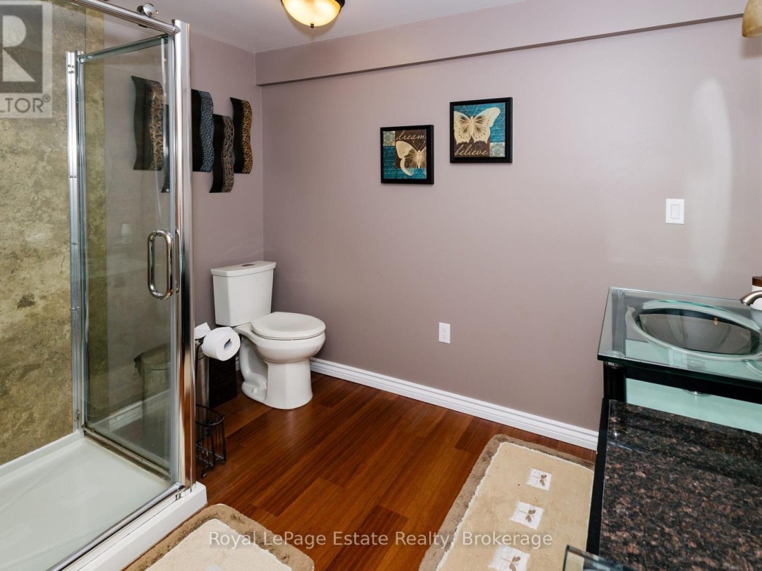 1157 BETWEEN LAKES TRAIL, 