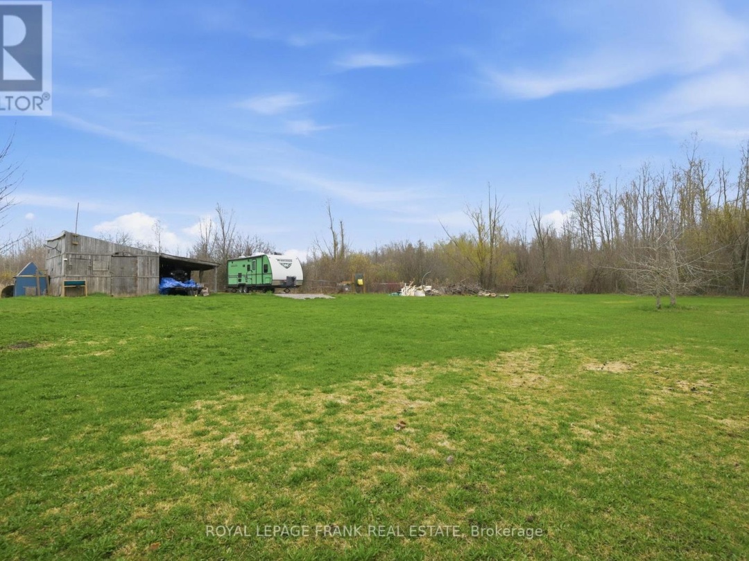 879 LINDEN VALLEY ROAD, Kawartha Lakes (Mariposa)