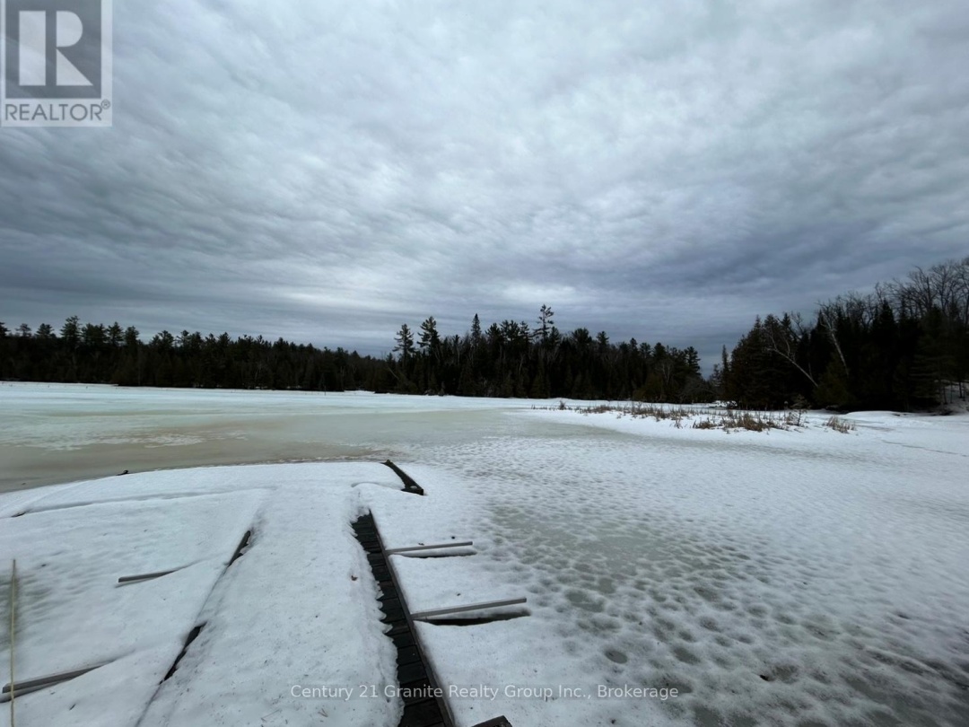 1037 ROTUNDA DRIVE, Contau Lake