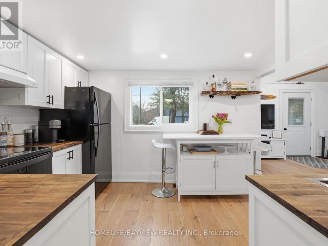 835 FIRST STREET S, Gravenhurst (Muskoka (S))