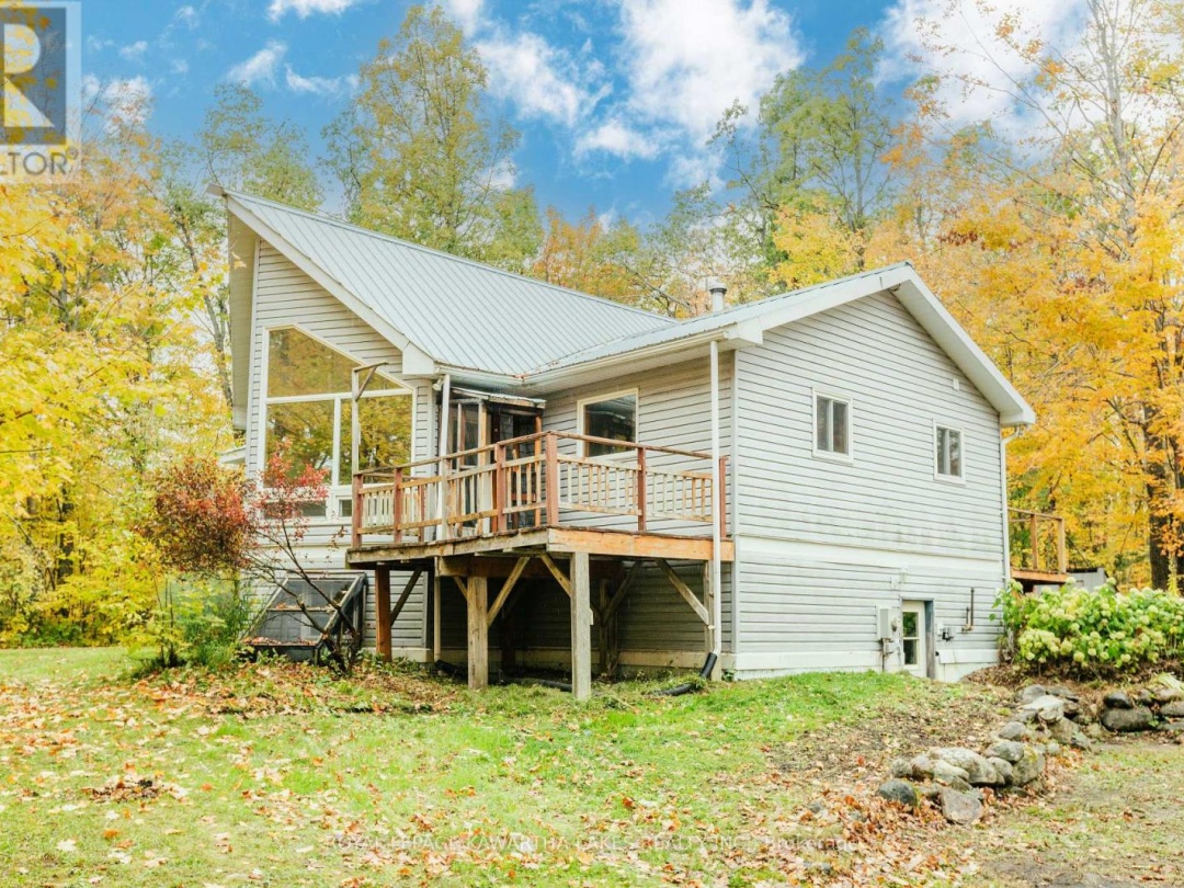 693 BALSAM LAKE DRIVE, 