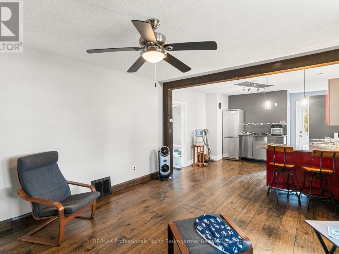 10752 COUNTY ROAD 503, Highlands East (Glamorgan)
