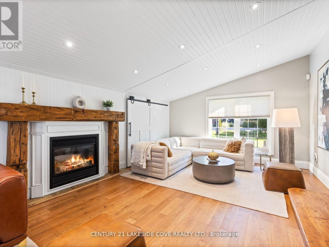 27 POPLAR CRESCENT W, Lake Simcoe
