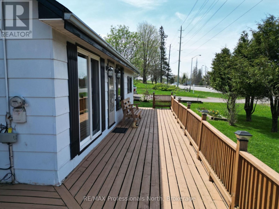 12802 Highway 35, Minden Hills (Minden)