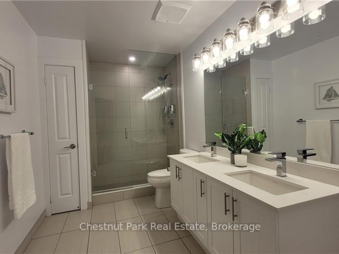 330 - 25 PEN LAKE POINT ROAD, 