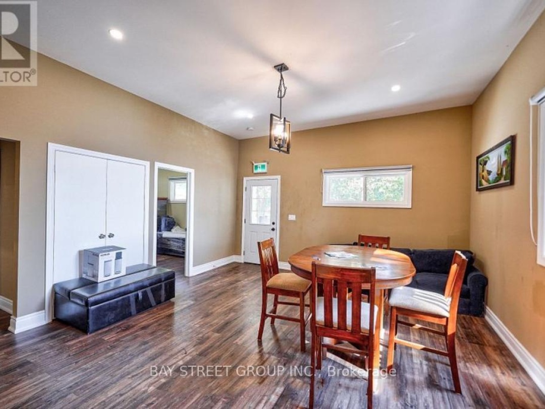 1000 GOFFATT ISLAND, 