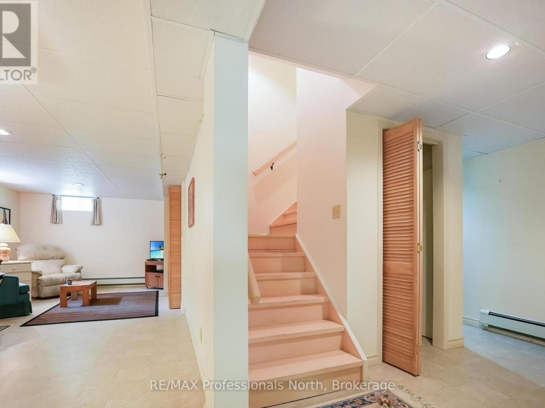 3072 GELERT ROAD, Minden Hills (Snowdon)
