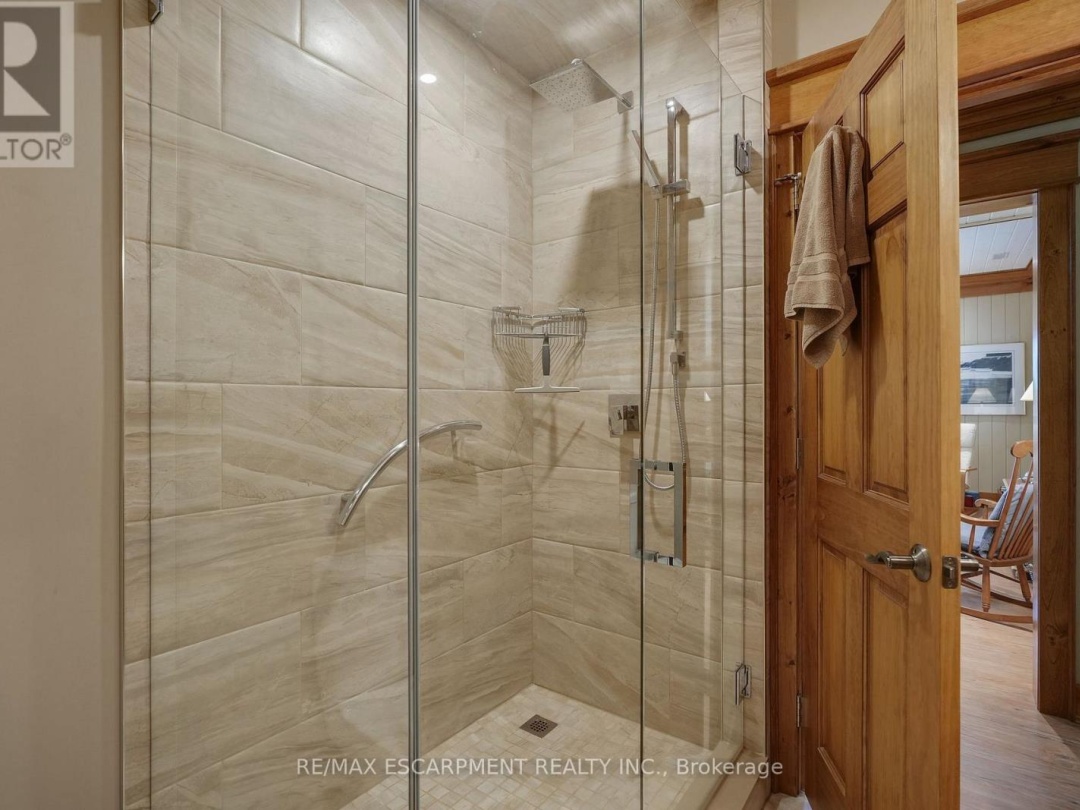 36 MANITOUWABING ESTATES ROAD, Manitouwabing Lake