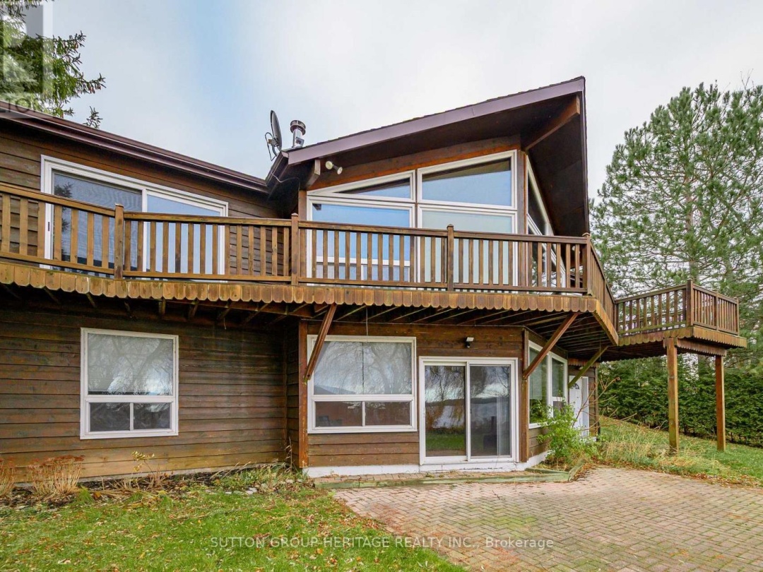 24 PLEASANT VIEW CRESCENT, 