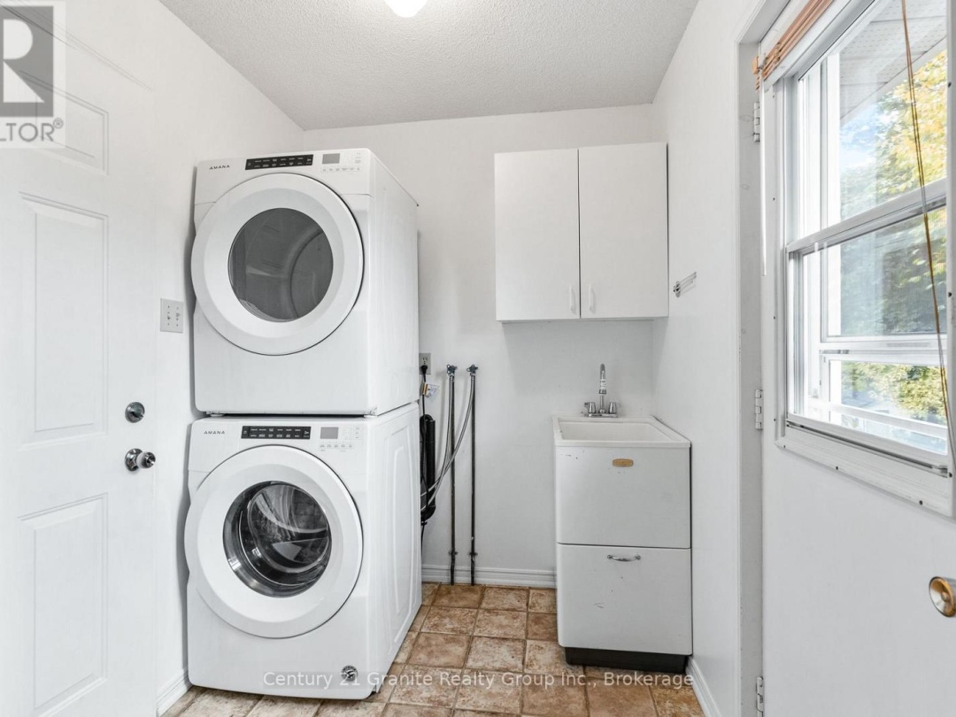 34 CEDARTREE LANE, 