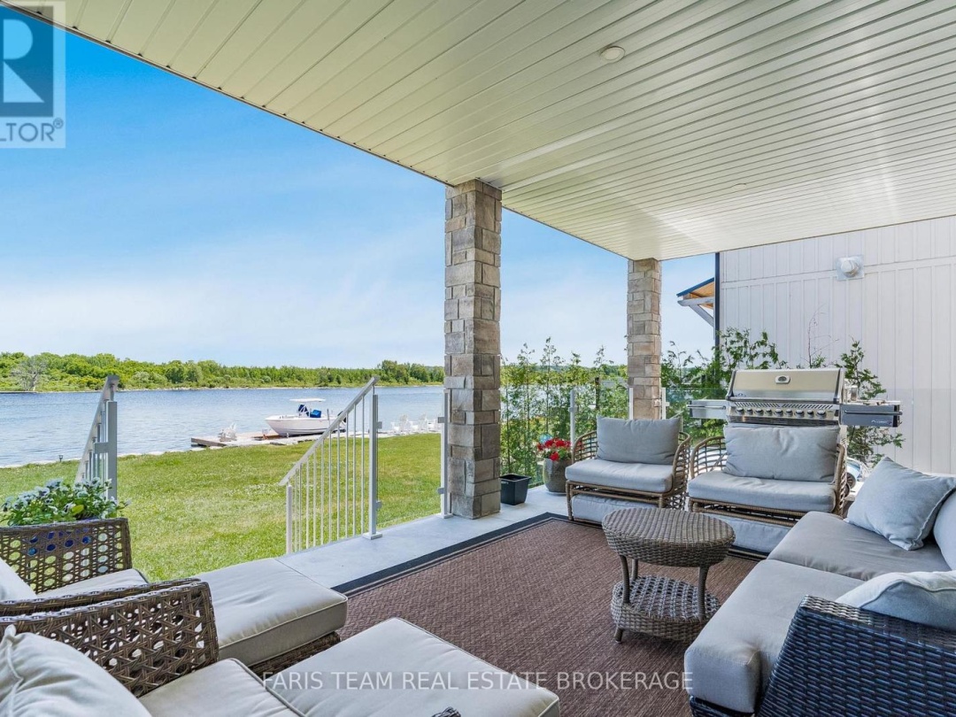 7 DOCK LANE, Georgian Bay