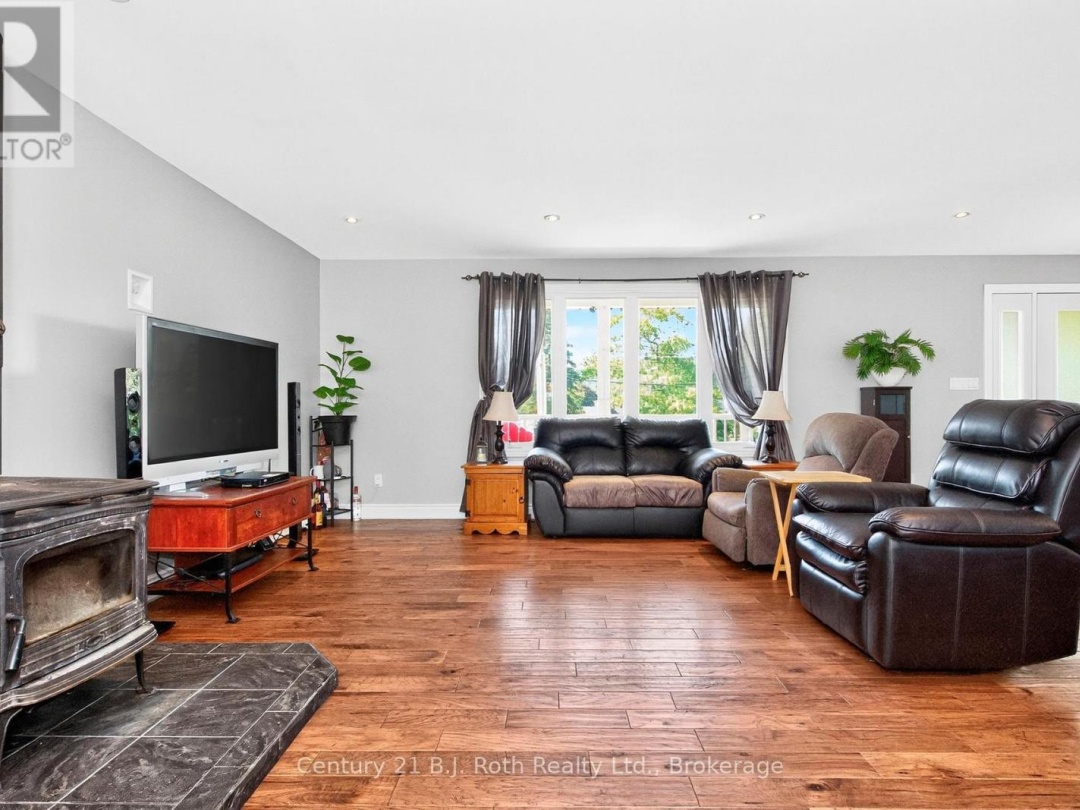 161 FOREST HARBOUR PARKWAY, Tay