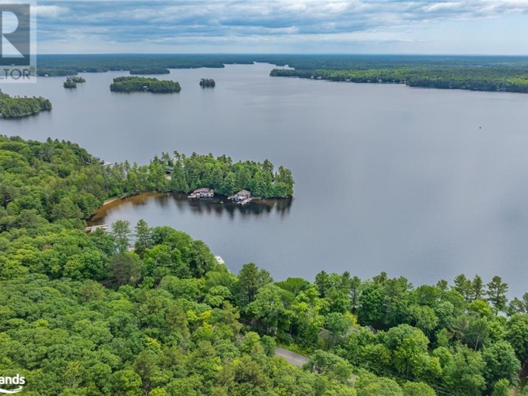 1516 Mortimer's Point Road, Lake Muskoka