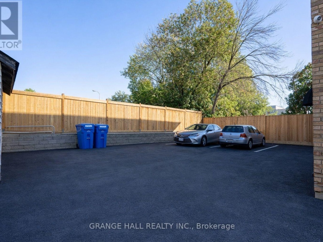 14 ELGIN STREET, Orillia