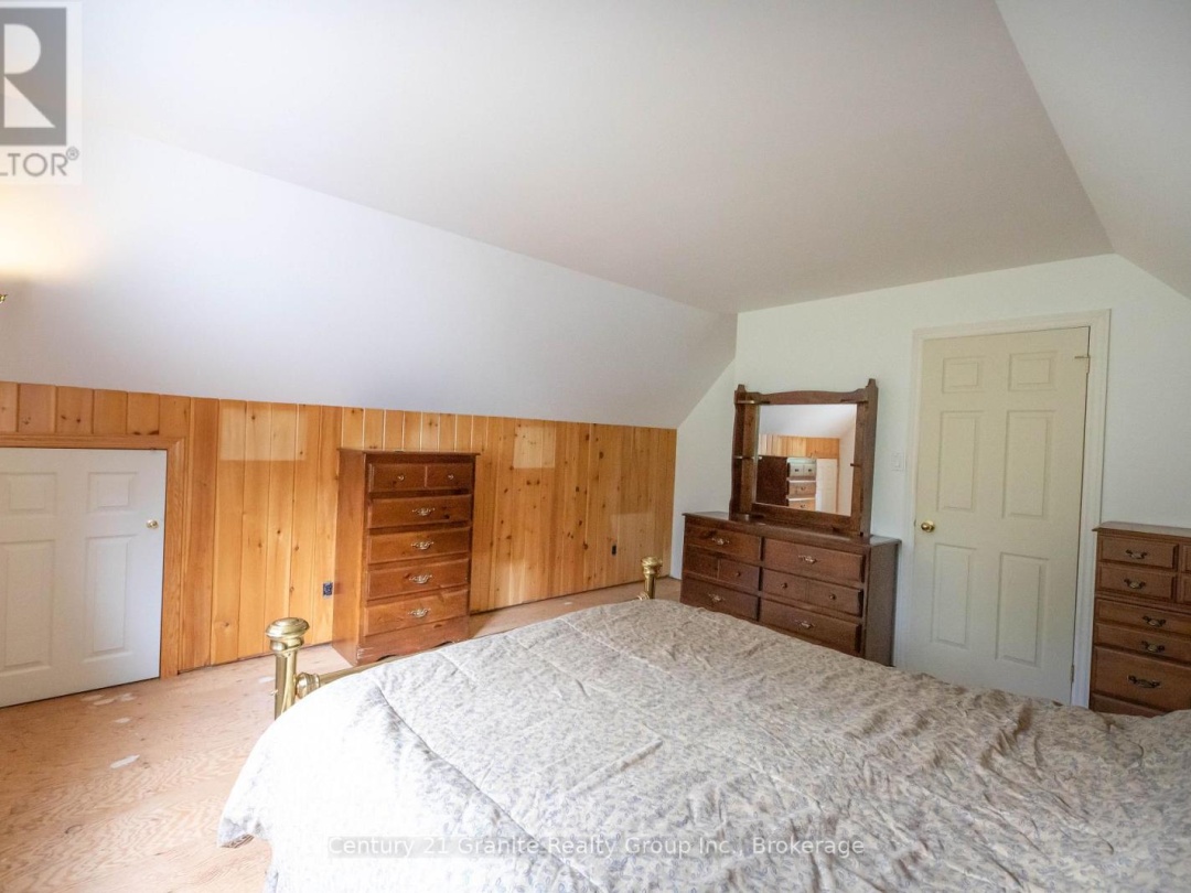 2011 WATTS ROAD, Little Kennisis Lake