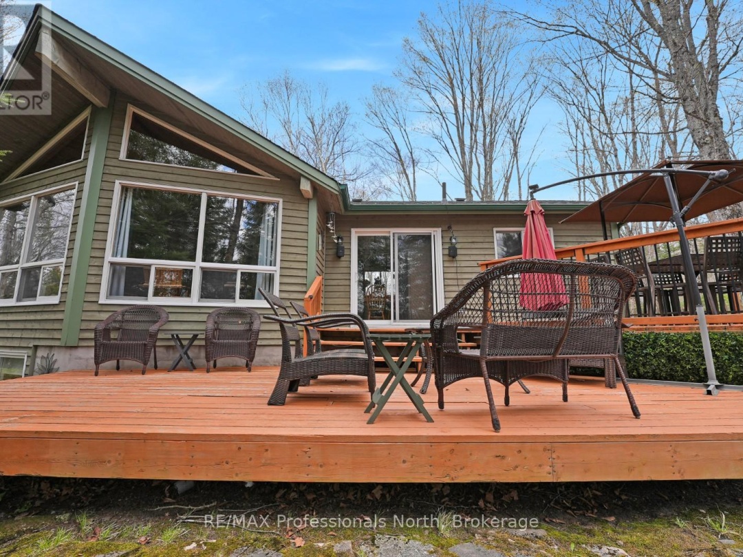 1157 BETWEEN LAKES TRAIL, Soyers Lake