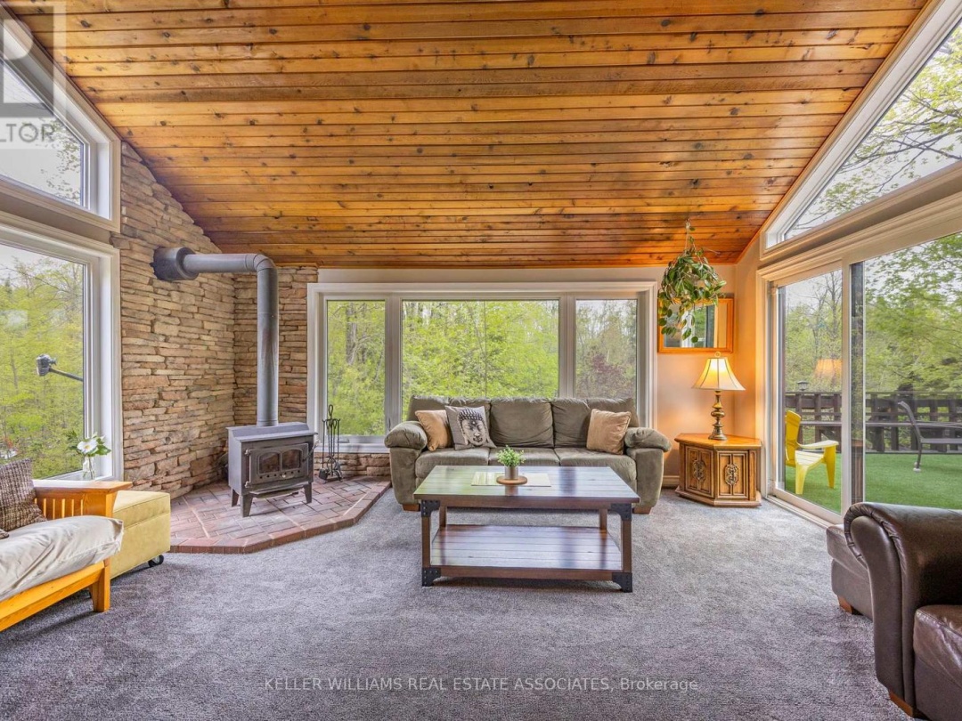 1979 COUNTY RD 48 ROAD, Kawartha Lakes (Bexley)