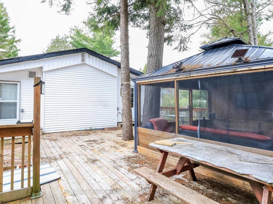 1088 COLONY ROAD, South Branch Muskoka River