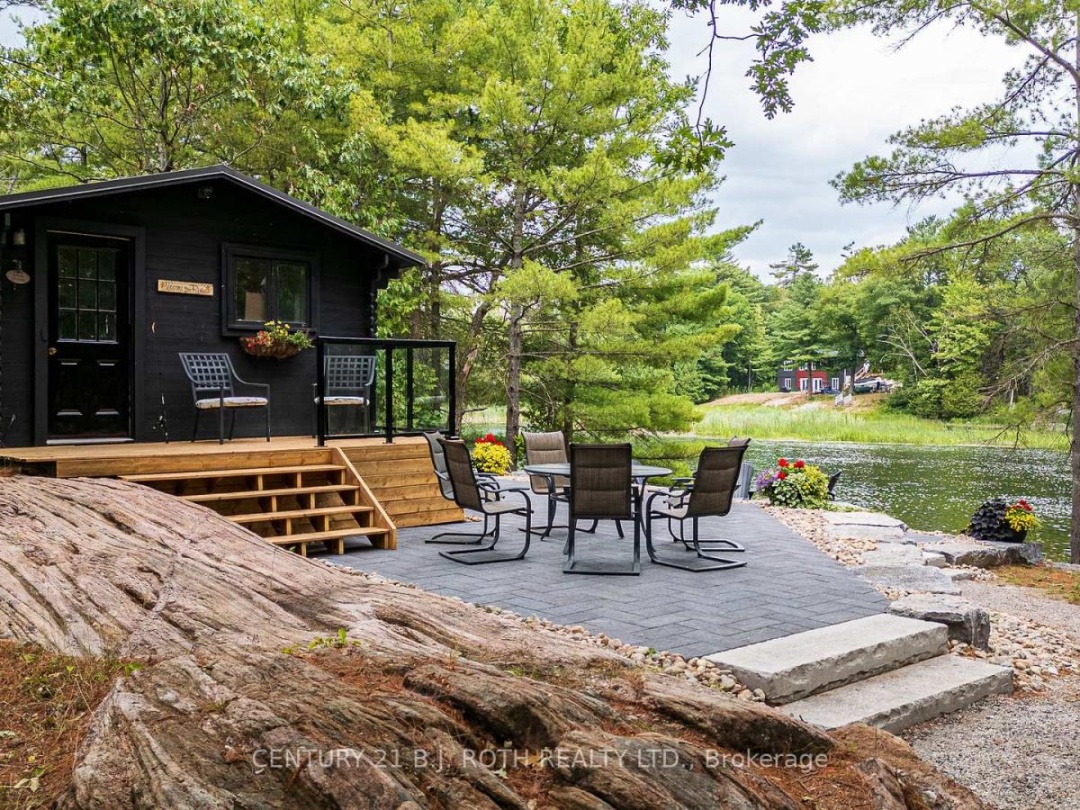 3193 MUSKOKA STREET, Severn River