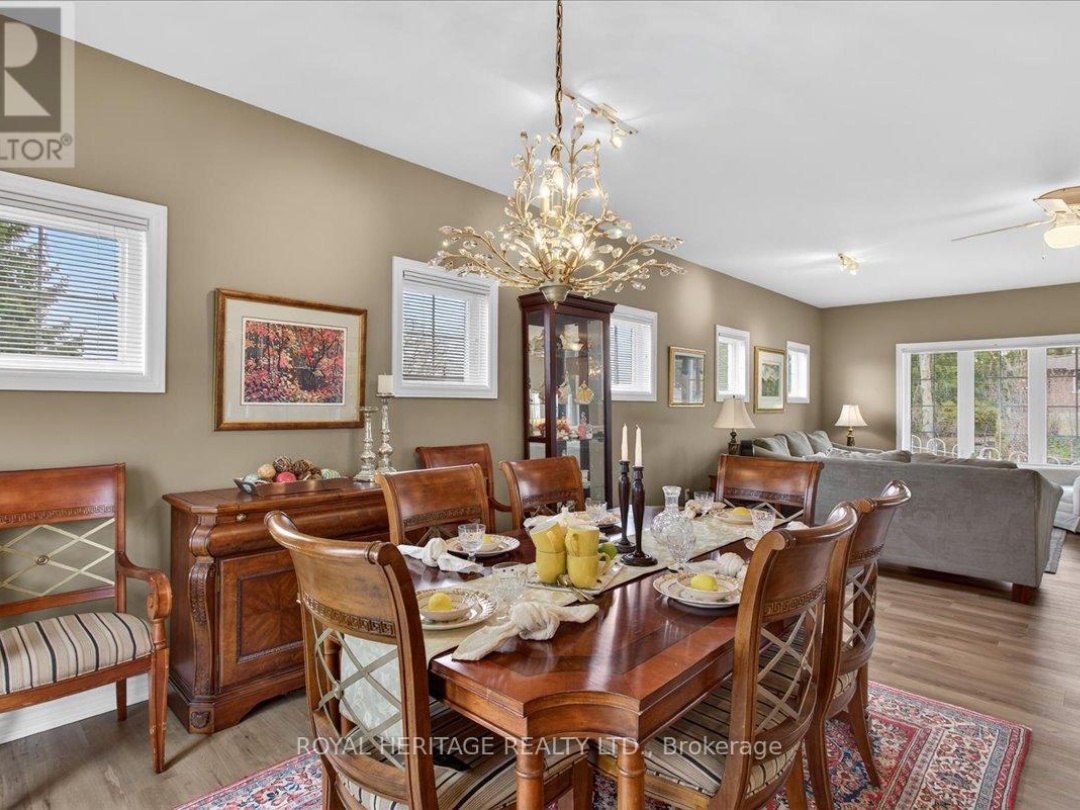 4 KENNEDY DRIVE, Kawartha Lakes (Fenelon Falls)