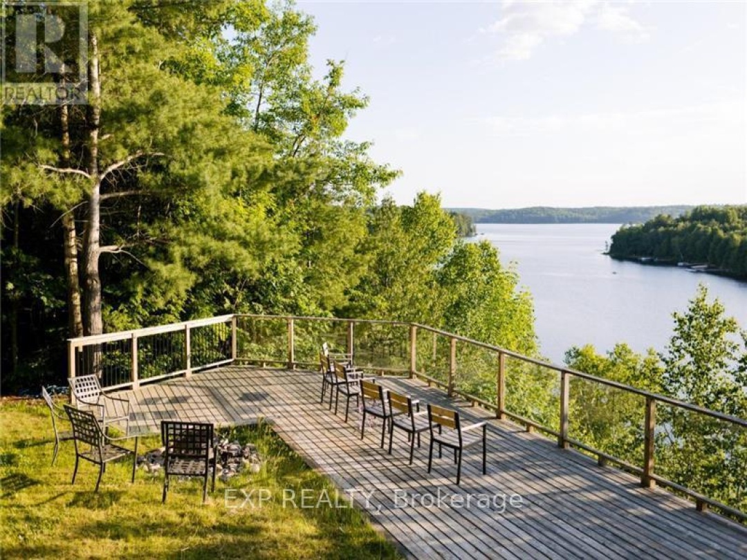 1047 WHYMAN ROAD, 