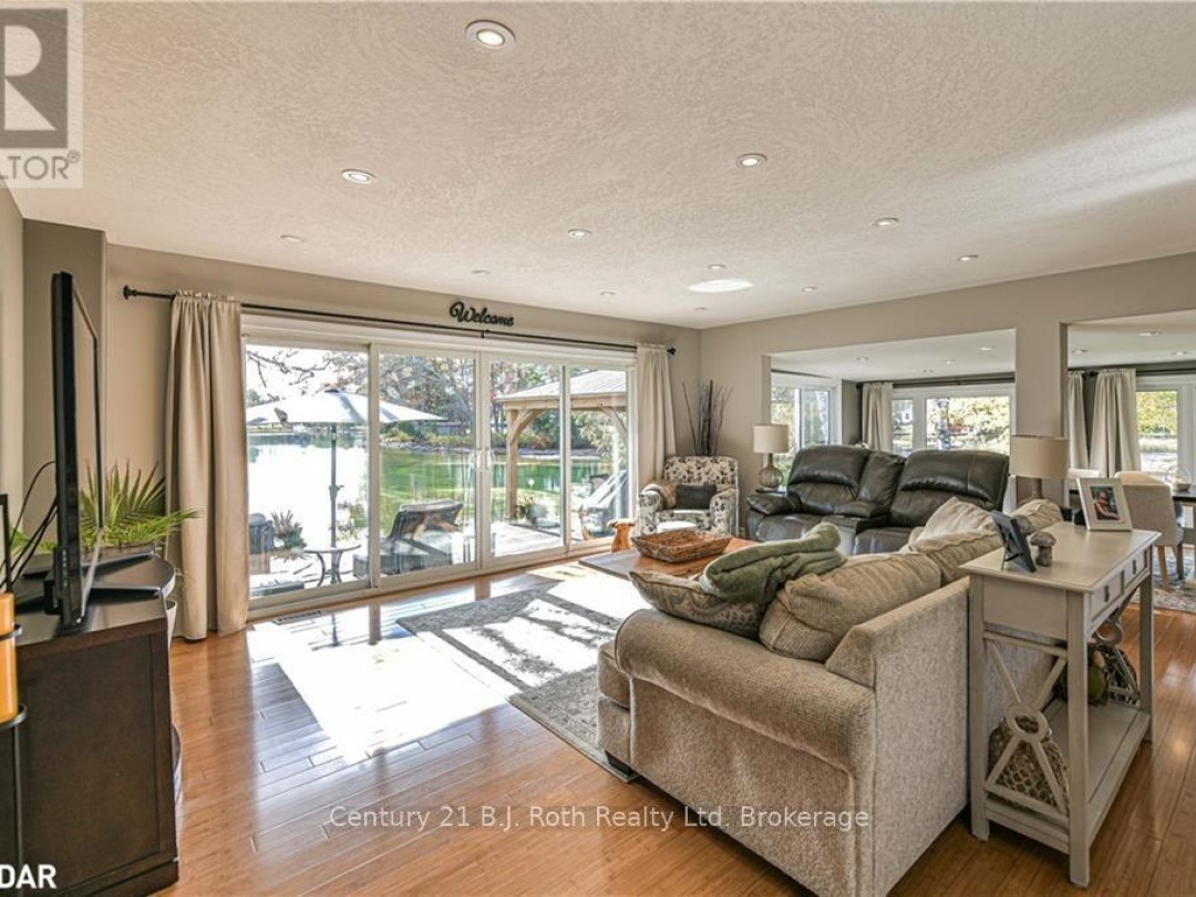 8222 COUNTY RD 169 ROAD, 