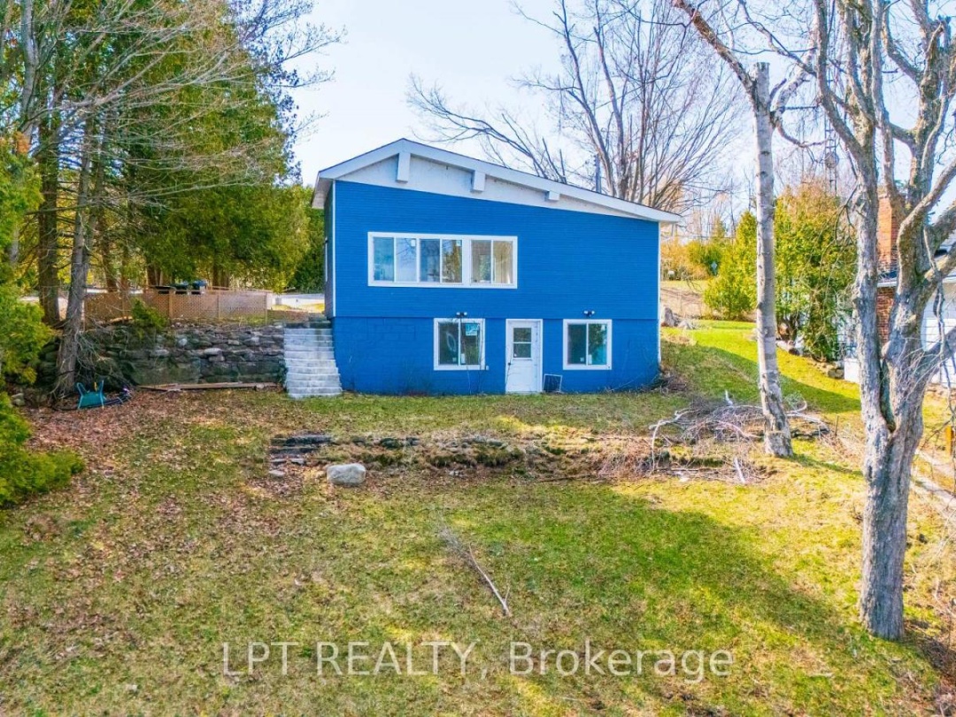 47 MOON POINT DRIVE, Lake Simcoe