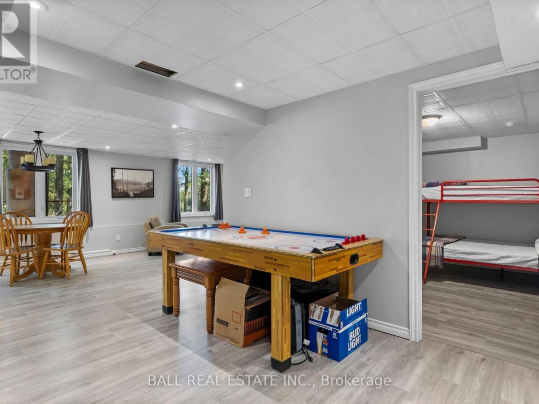 479 EAST CLEAR BAY ROAD, Crystal Lake