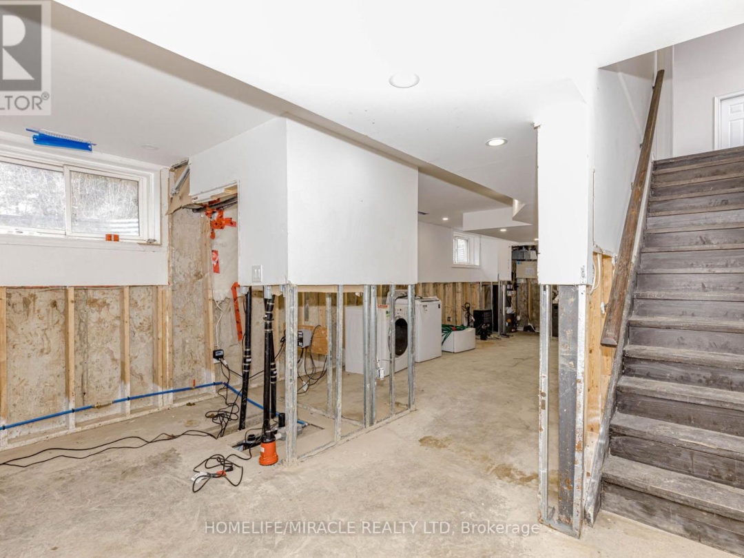 637 Simcoe Street, Brock (Beaverton)