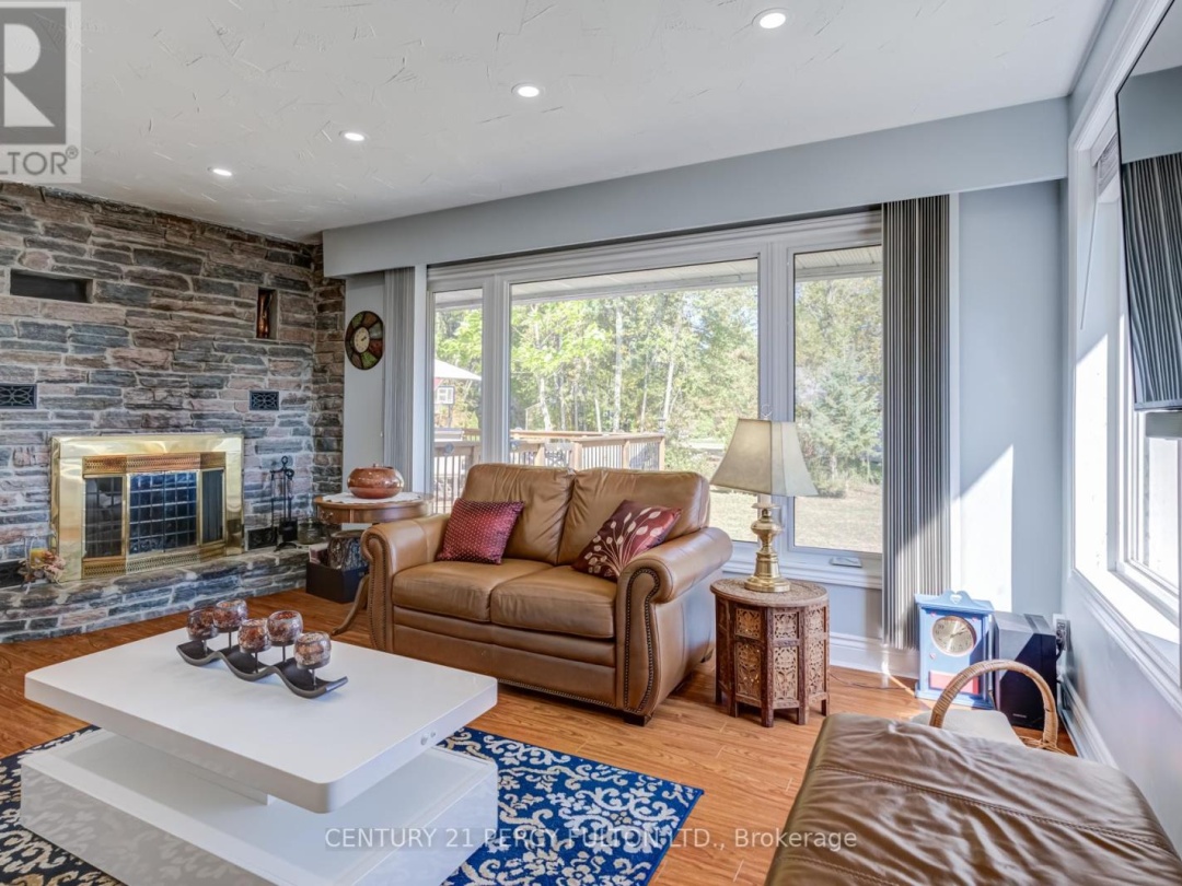 15166 HIGHWAY 118, Haas Lake