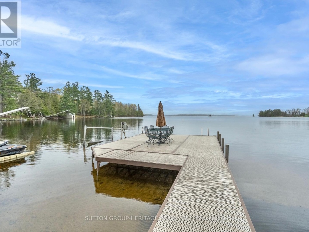 58 PIRATES GLEN DRIVE S, Pigeon Lake