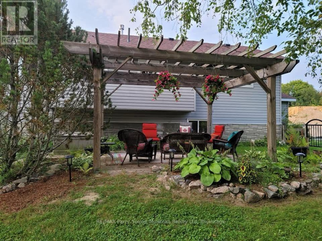 5 MEHARG DRIVE, Manitouwabing Lake