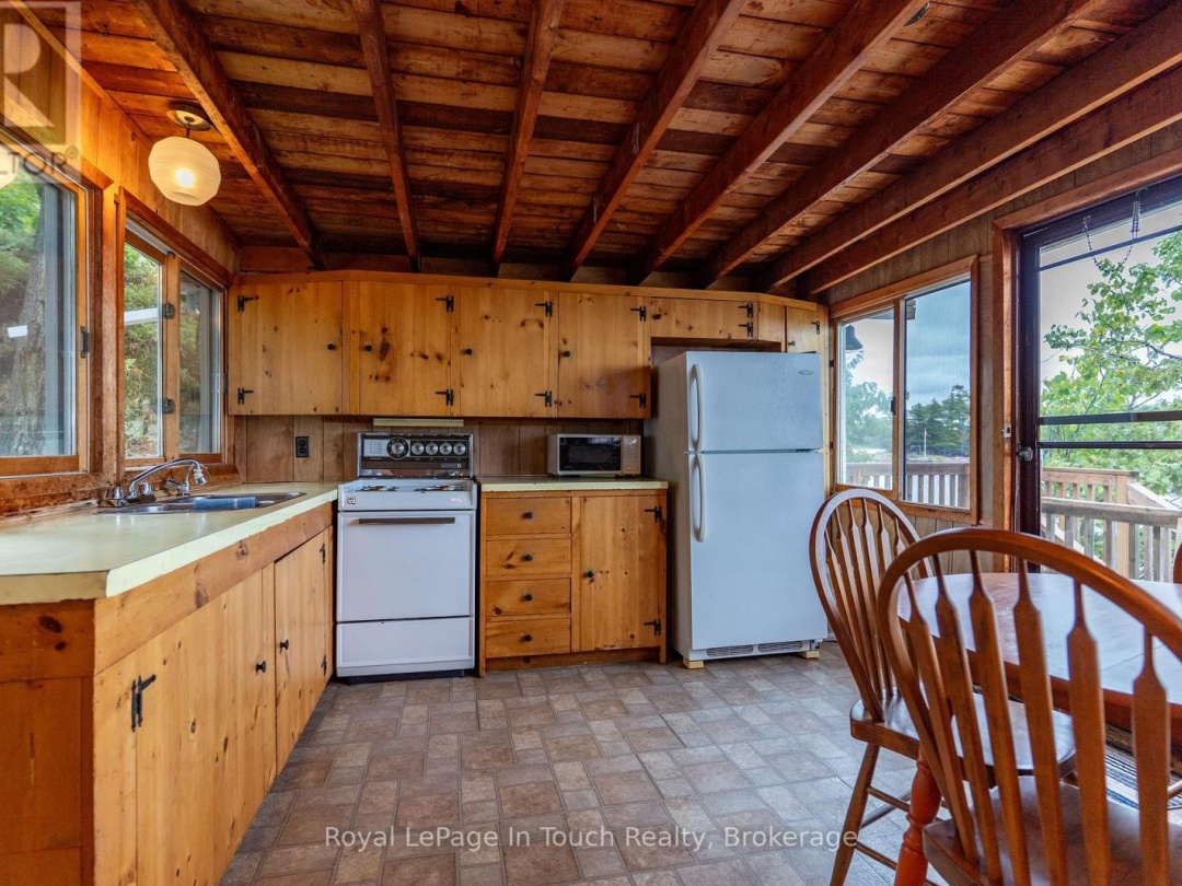 13182 GEORGIAN BAY SHORE, Georgian Bay
