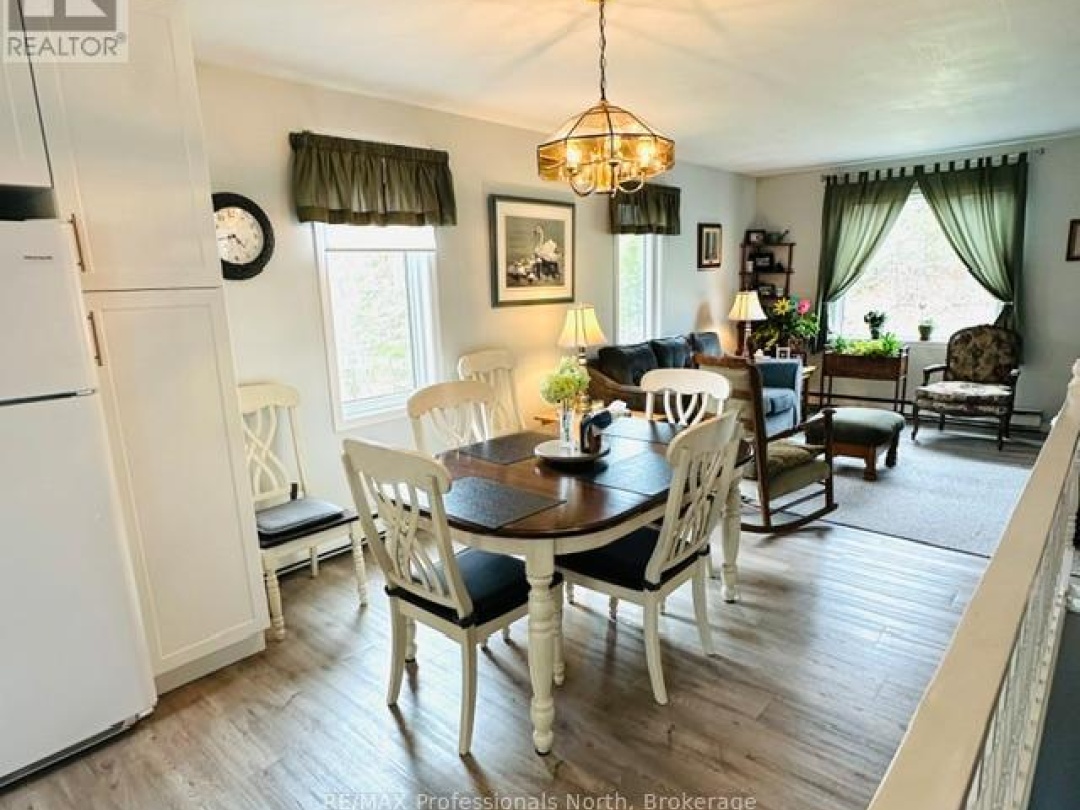 1297 HUNTER CREEK ROAD, Minden Hills (Lutterworth)