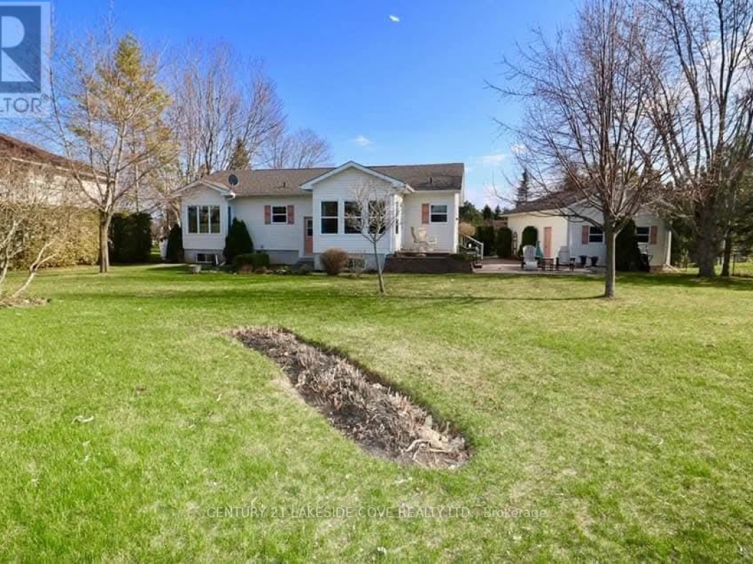 2811 STEPHEN DRIVE, Lake Simcoe