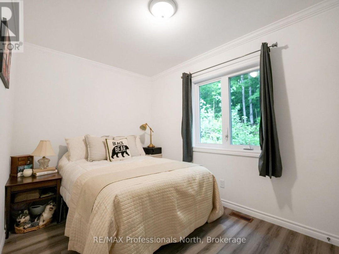 1065 HENDERSON'S ROAD, Minden Hills (Lutterworth)