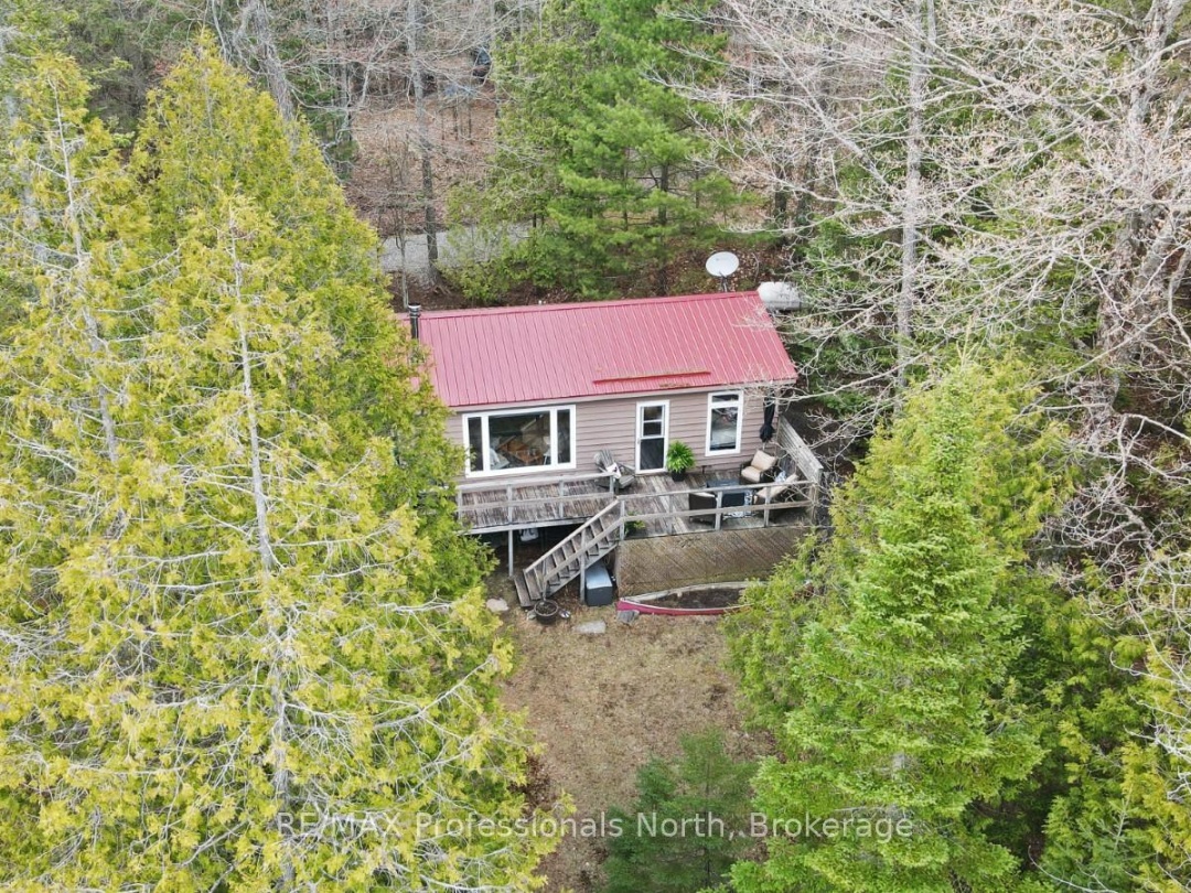1107 PLUTO TRAIL, Boyne Lake