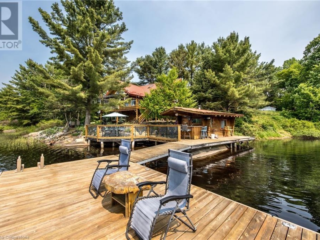 235 LOCH ERNE Road, 