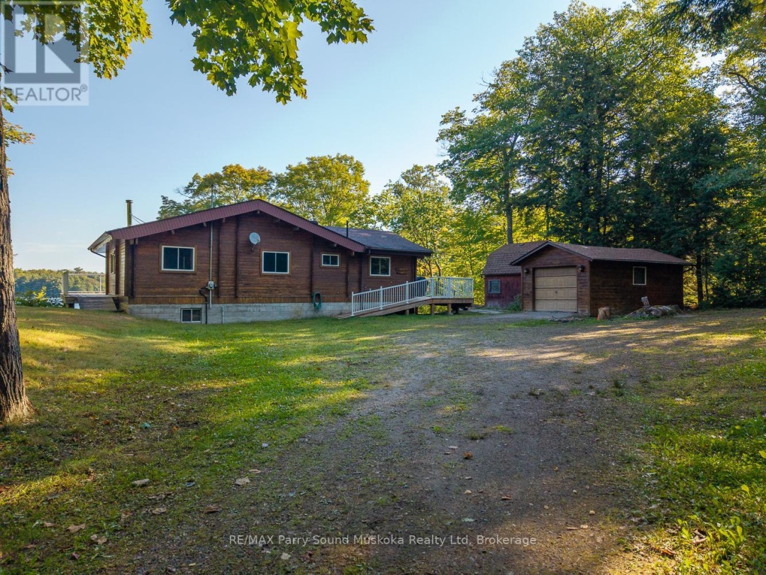 30 OLD SIDS ROAD, Little Whitefish Lake