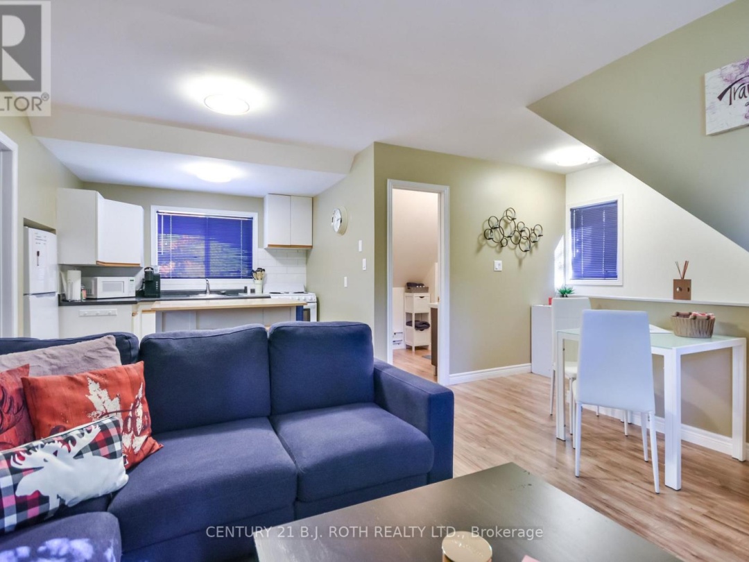 3371 LAKE ST. GEORGE BOULEVARD, Lake St George