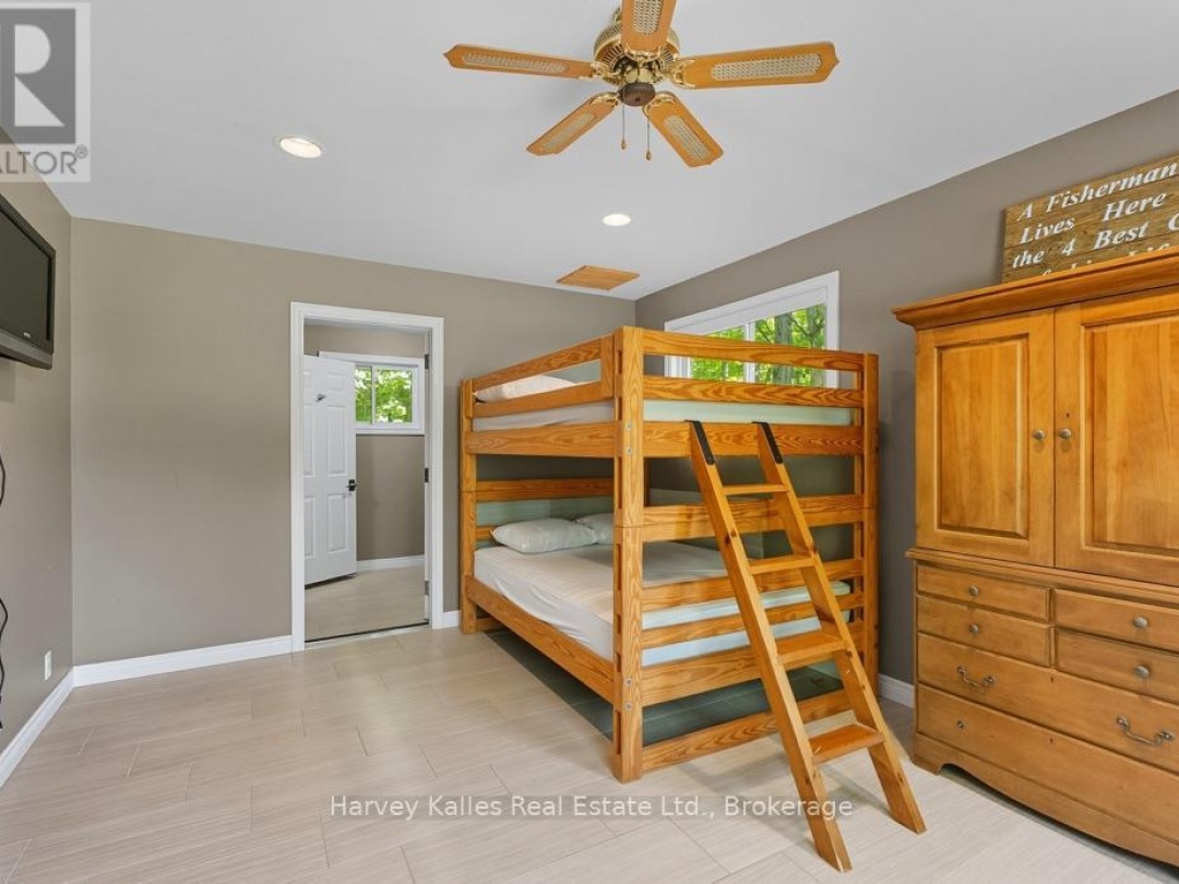 27 LIZZIE'S LANE, 