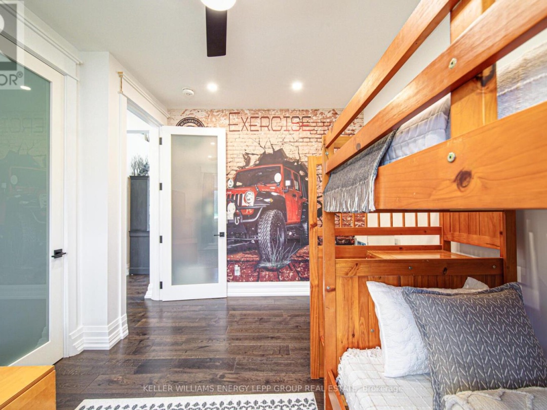 44 Ball Point Road, Kawartha Lakes (Mariposa)