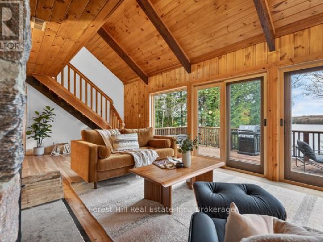 1034 CANNING HEIGHTS ROAD, Canning Lake