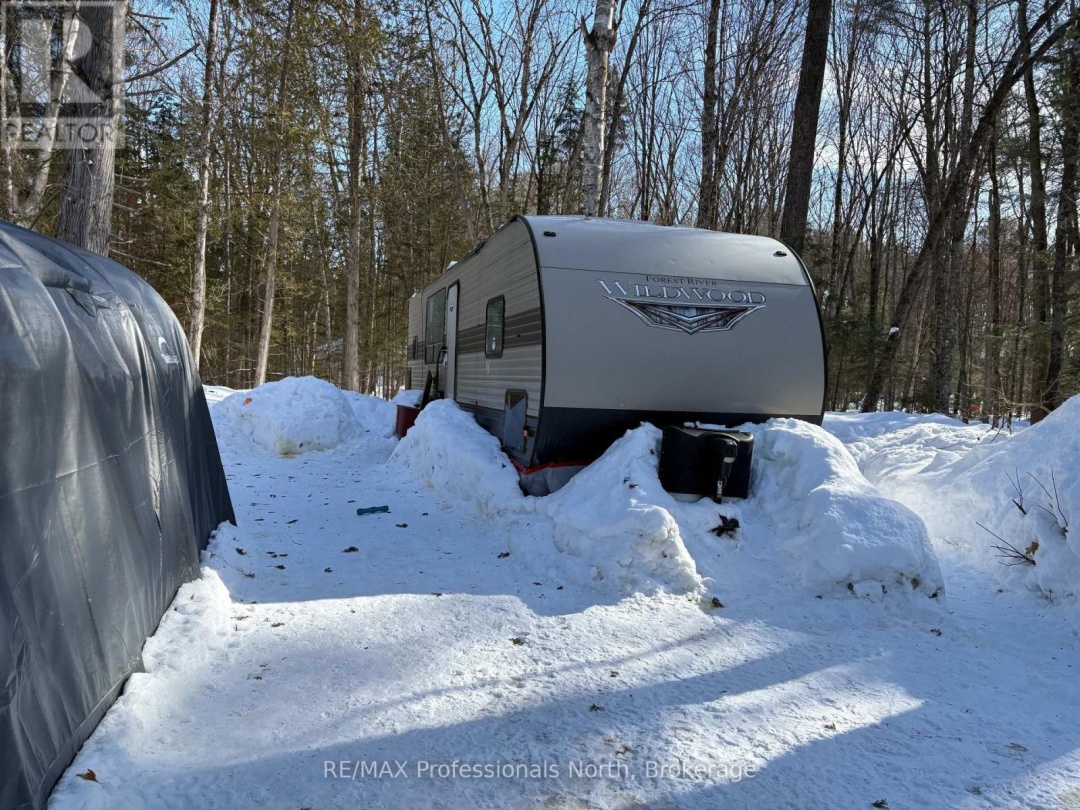 1124 LITTLE HAWK LAKE ROAD, Algonquin Highlands (Stanhope)
