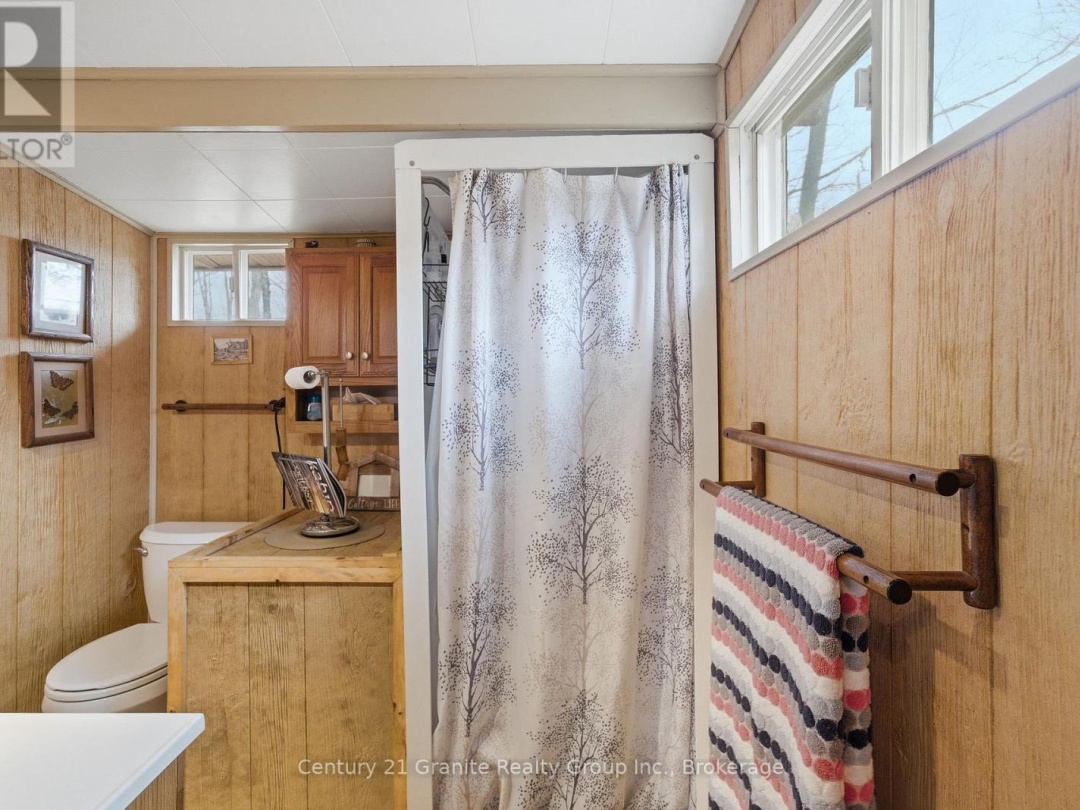 1081 CINNAMON LANE, Sharon Lake